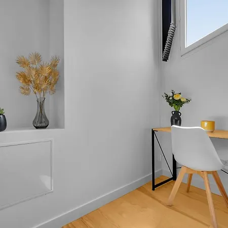 Duplex Hypercentre, Metro, Bureau شقة